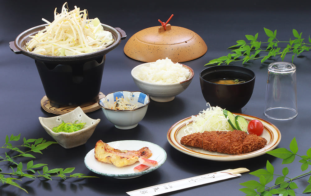 夕食
